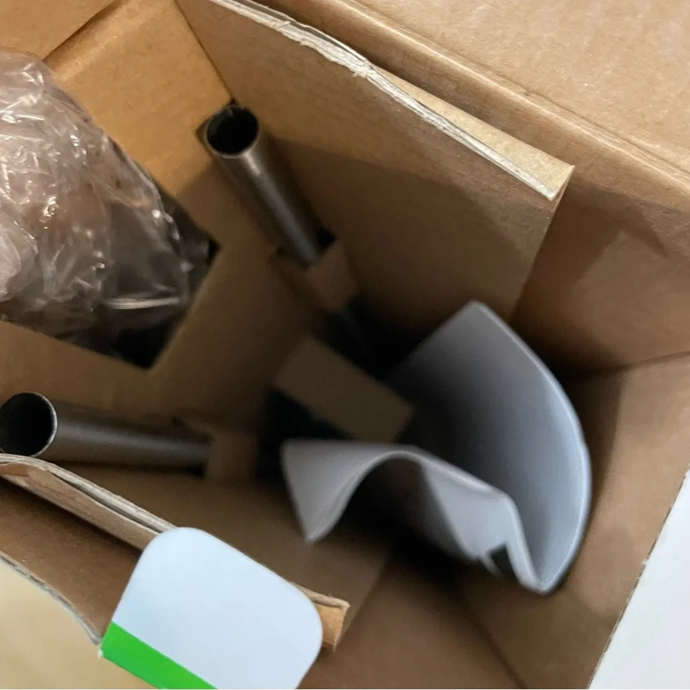 SolarHummingbird Stake - Color Changing Green - Picture 7 of 7